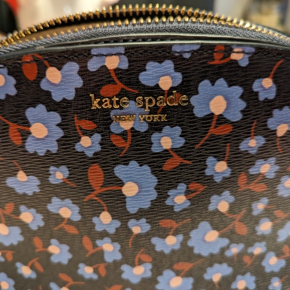 Kate Spade Crossbody Purse - Picture 2 of 6
